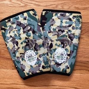 Inaka Knee Sleeves
